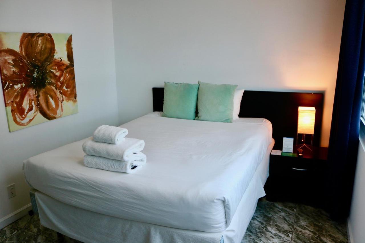 Collins Apartments By Design Suites Miami Beach Bagian luar foto
